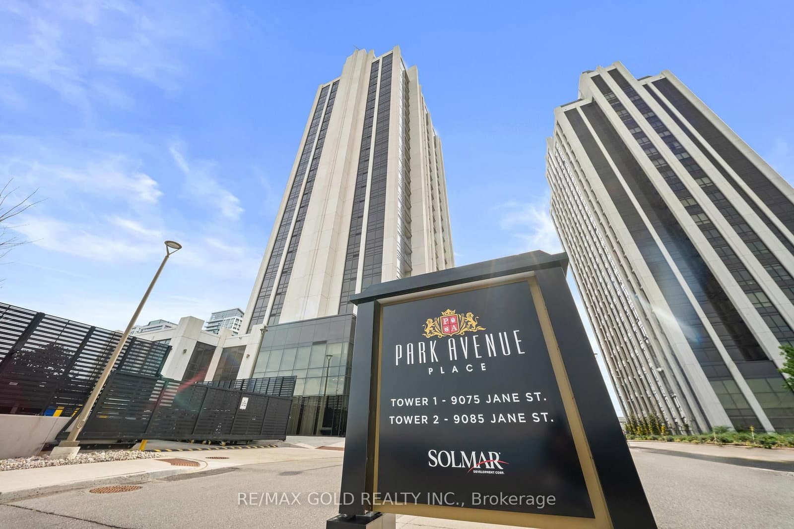 9075 Jane Street, Unit 618