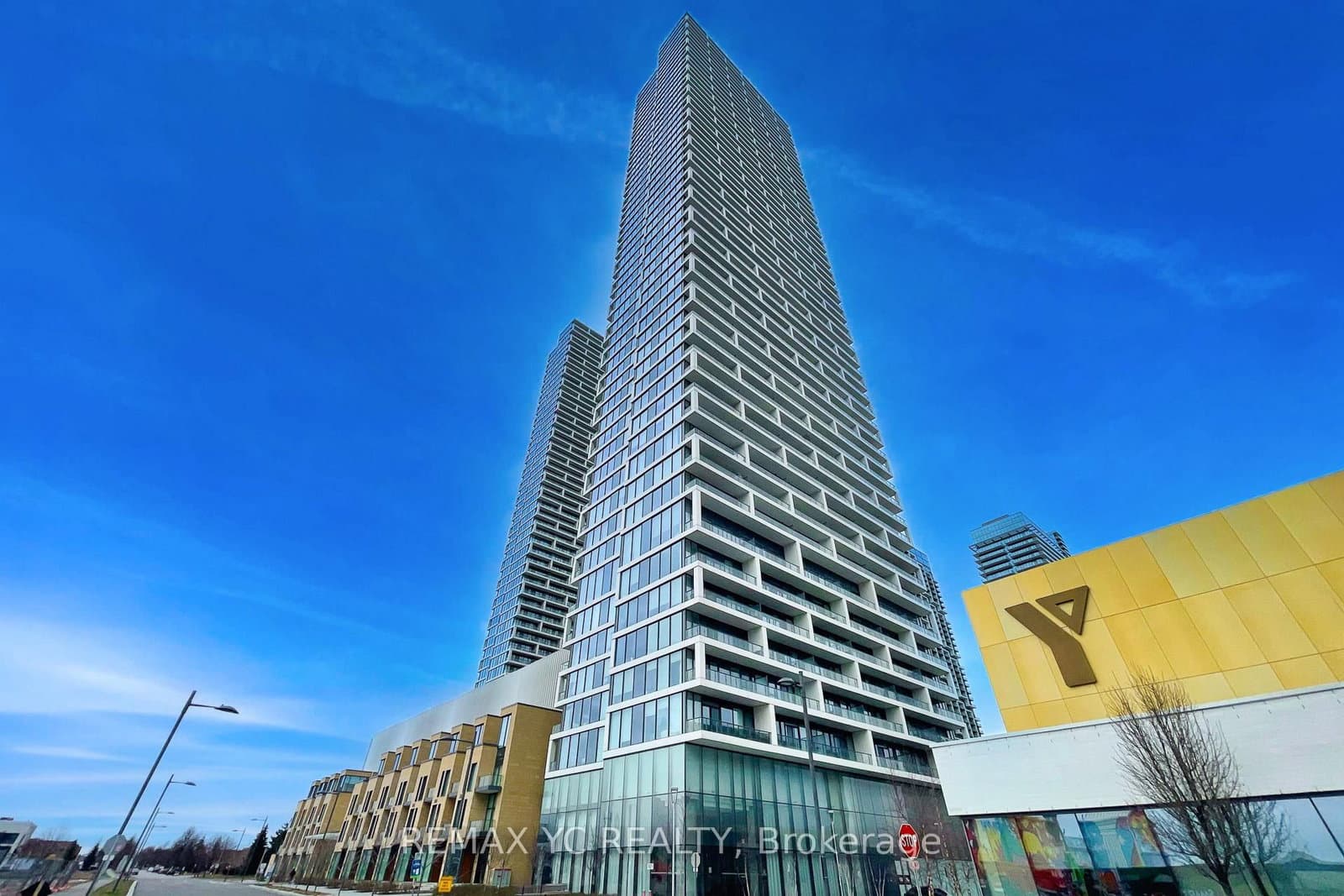 #2709 - 5 Buttermill Avenue