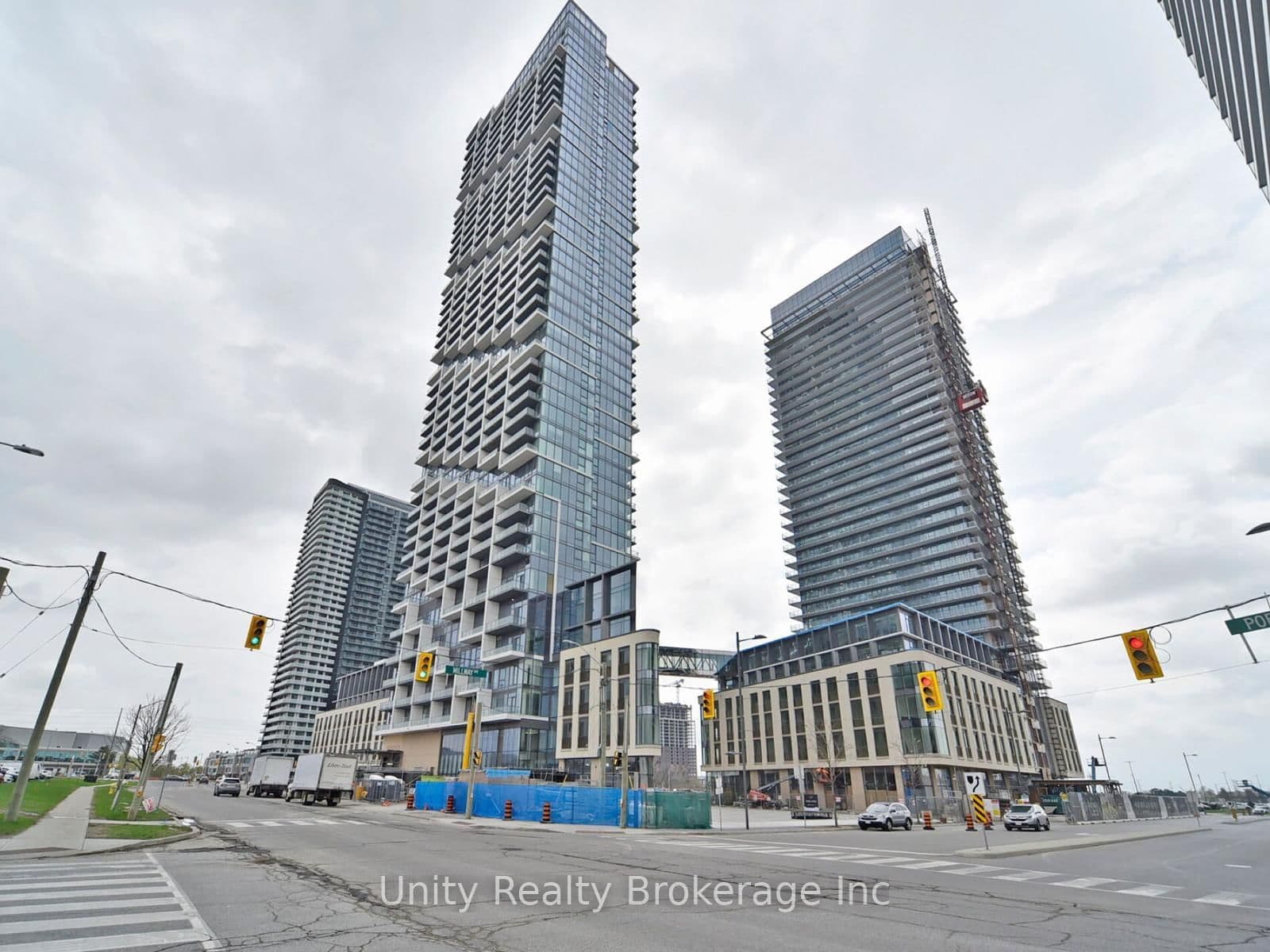 #305 - 1000 Portage Parkway