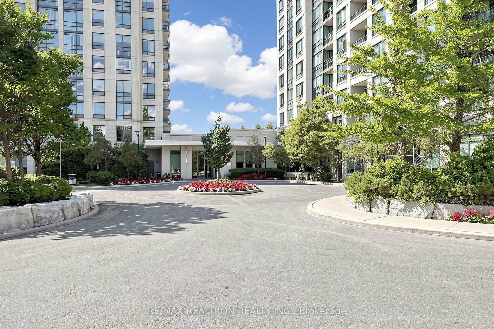 #205 - 100 Promenade Circle
