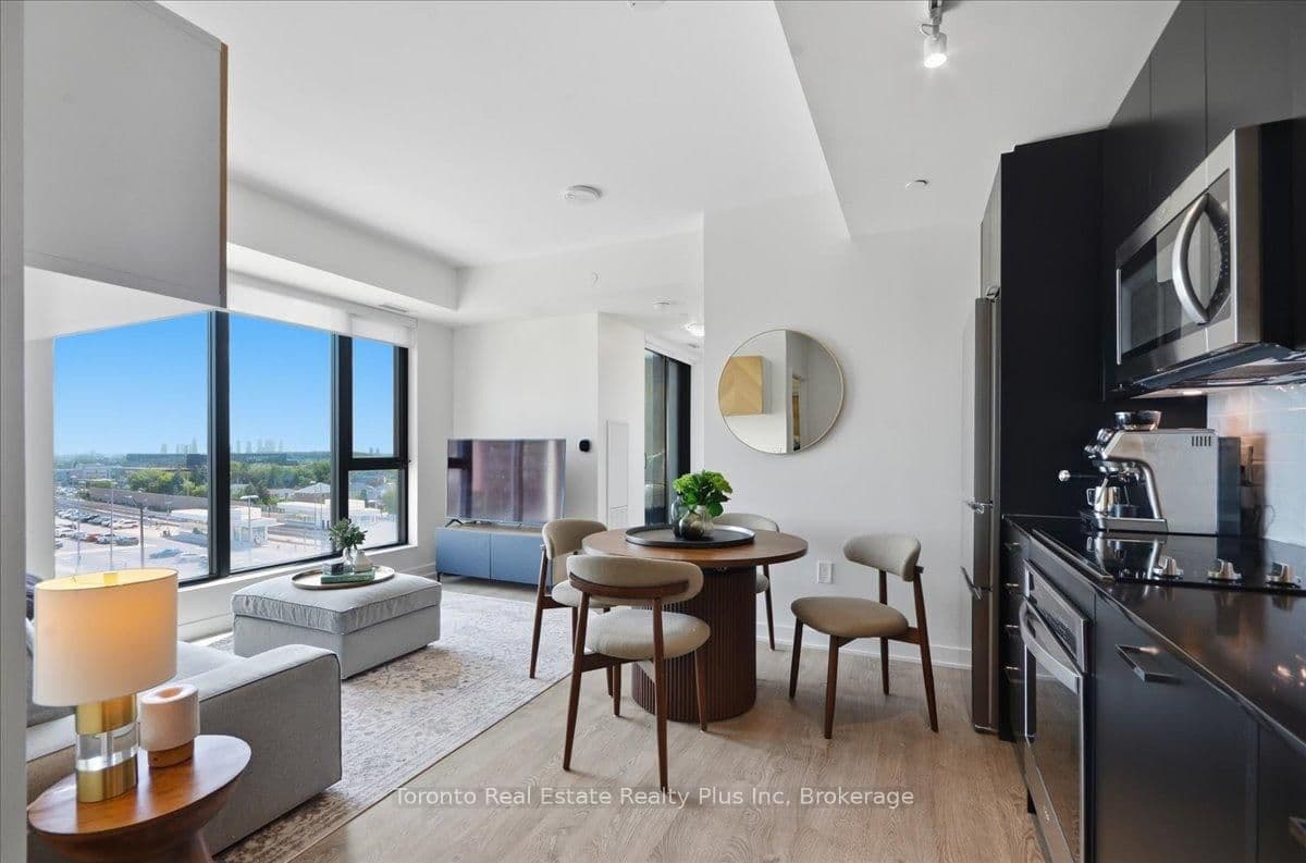 #304 - 120 Eagle Rock Way