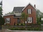 96 Brock Street W, Unit Upper level
