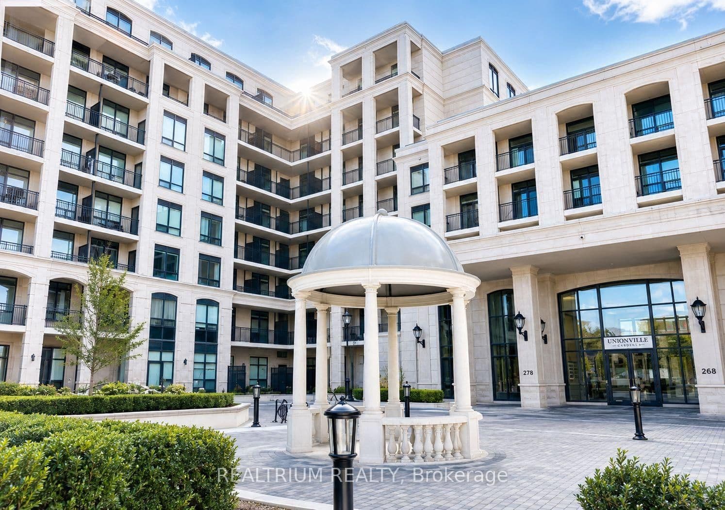 #325 - 278 Buchanan Drive