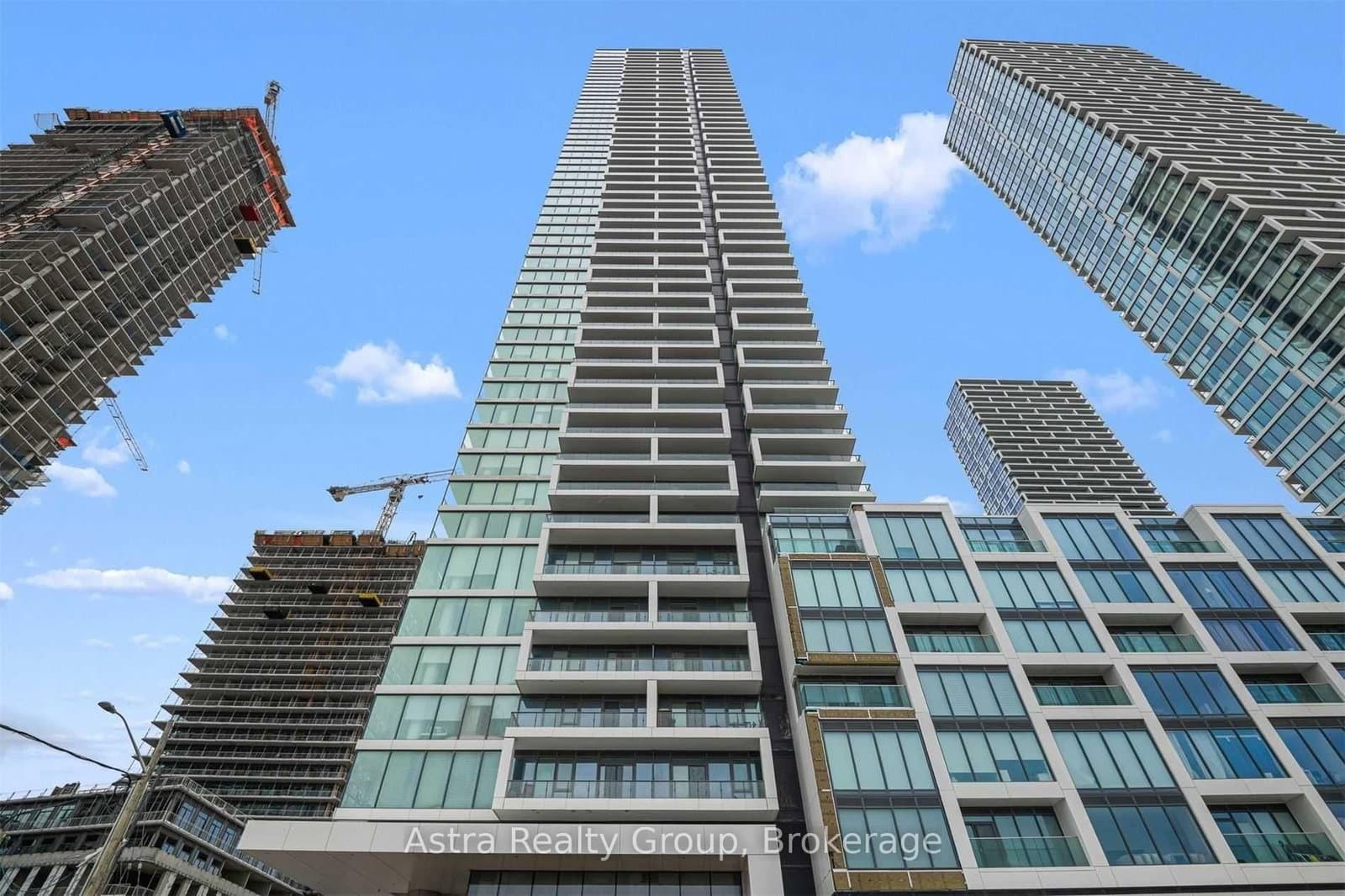 950 Portage Parkway, Unit 1703