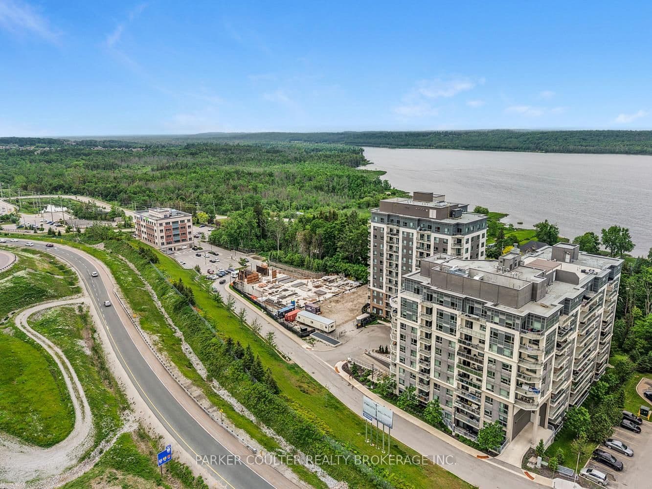 #909 - 58 Lakeside Terrace