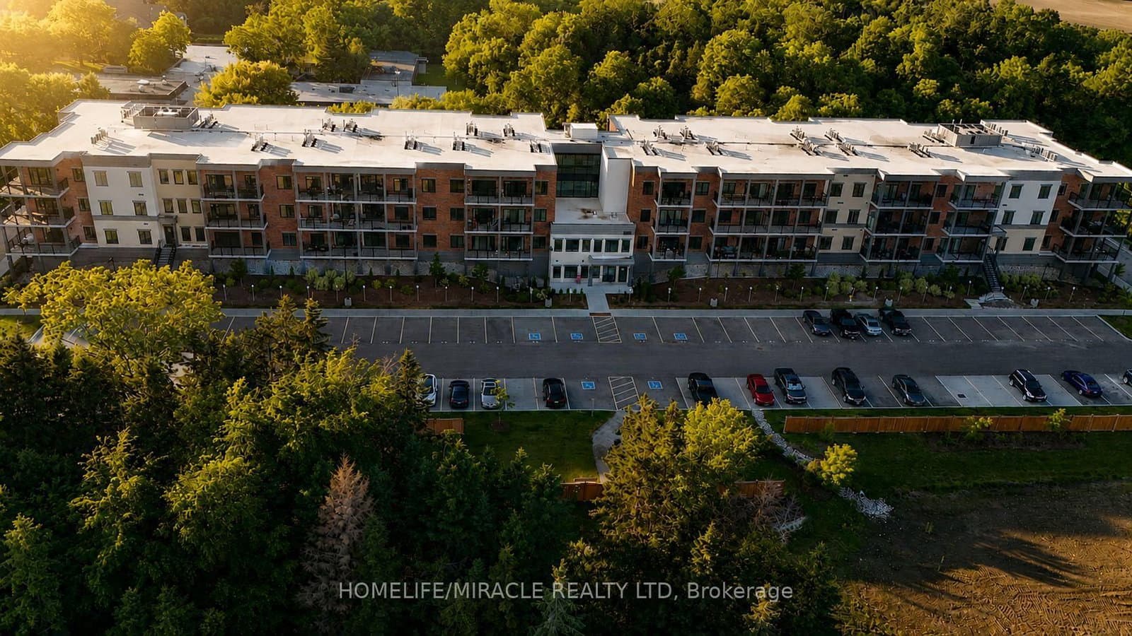 121 Mary Street, Unit 322