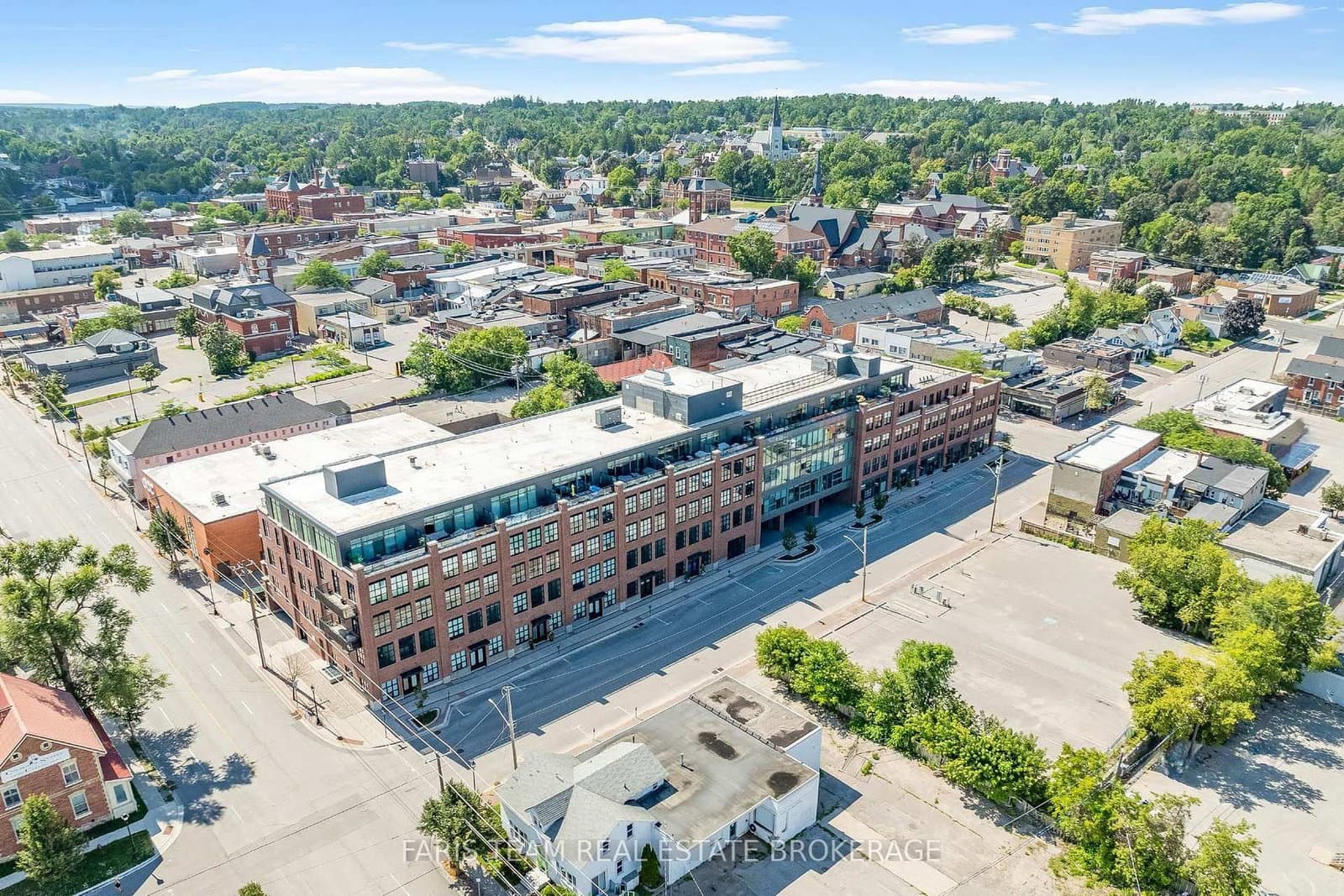 #101 - 21 Matchedash Street S