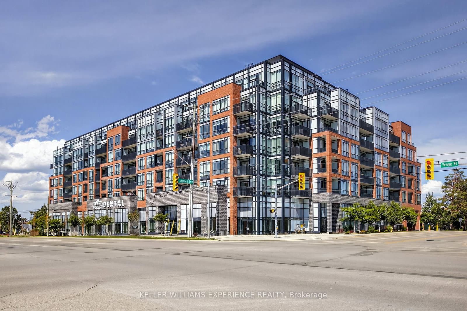 #328 - 681 Yonge Street