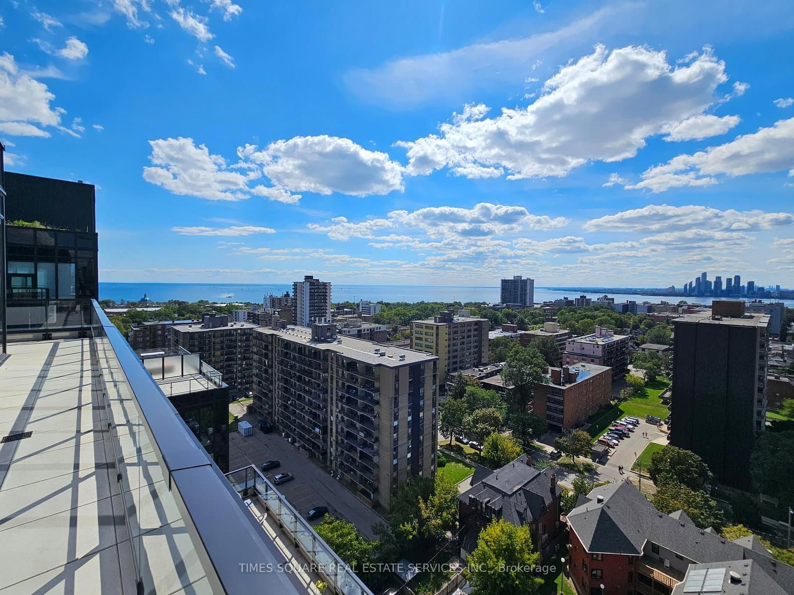 #PH12 - 270 Dufferin Street