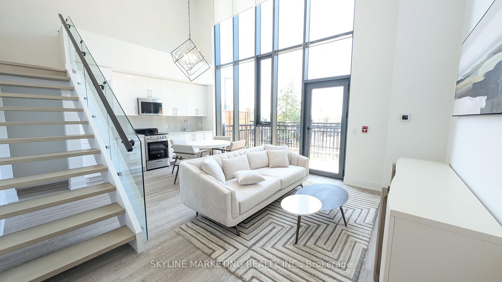 #102 - 2450 Old Bronte Road