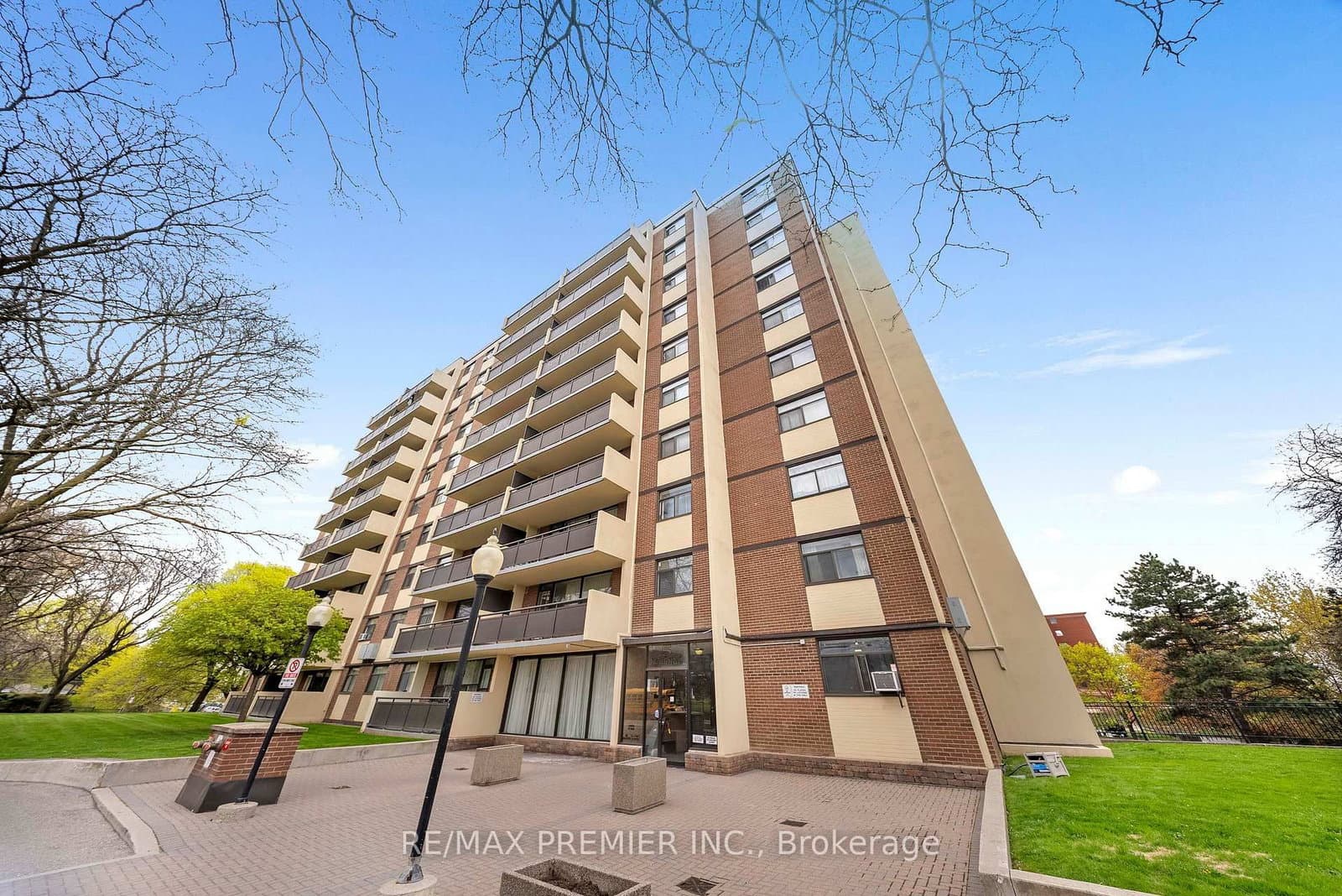 #105 - 5 Frith Road