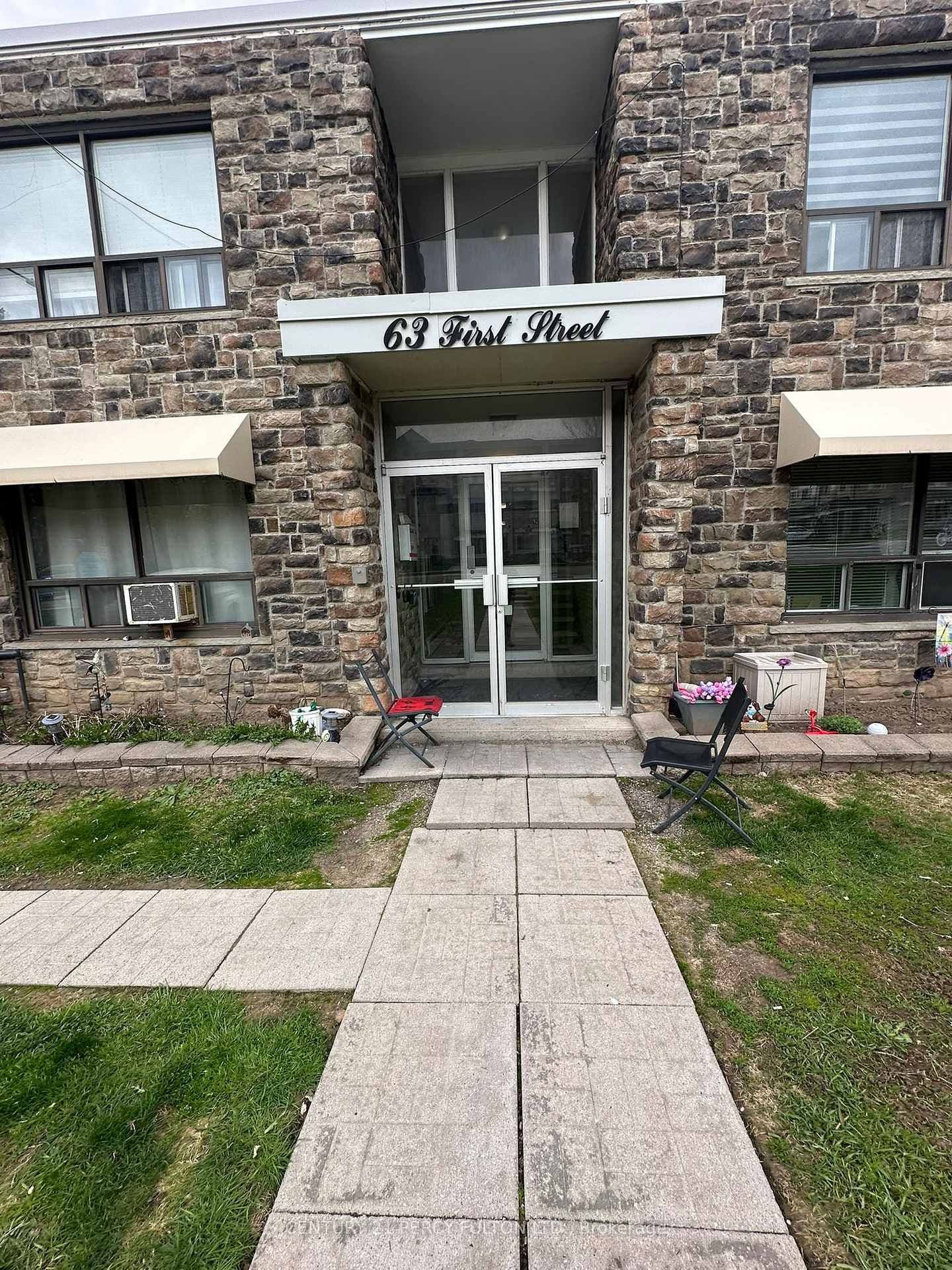 #A2 - 63 First Street