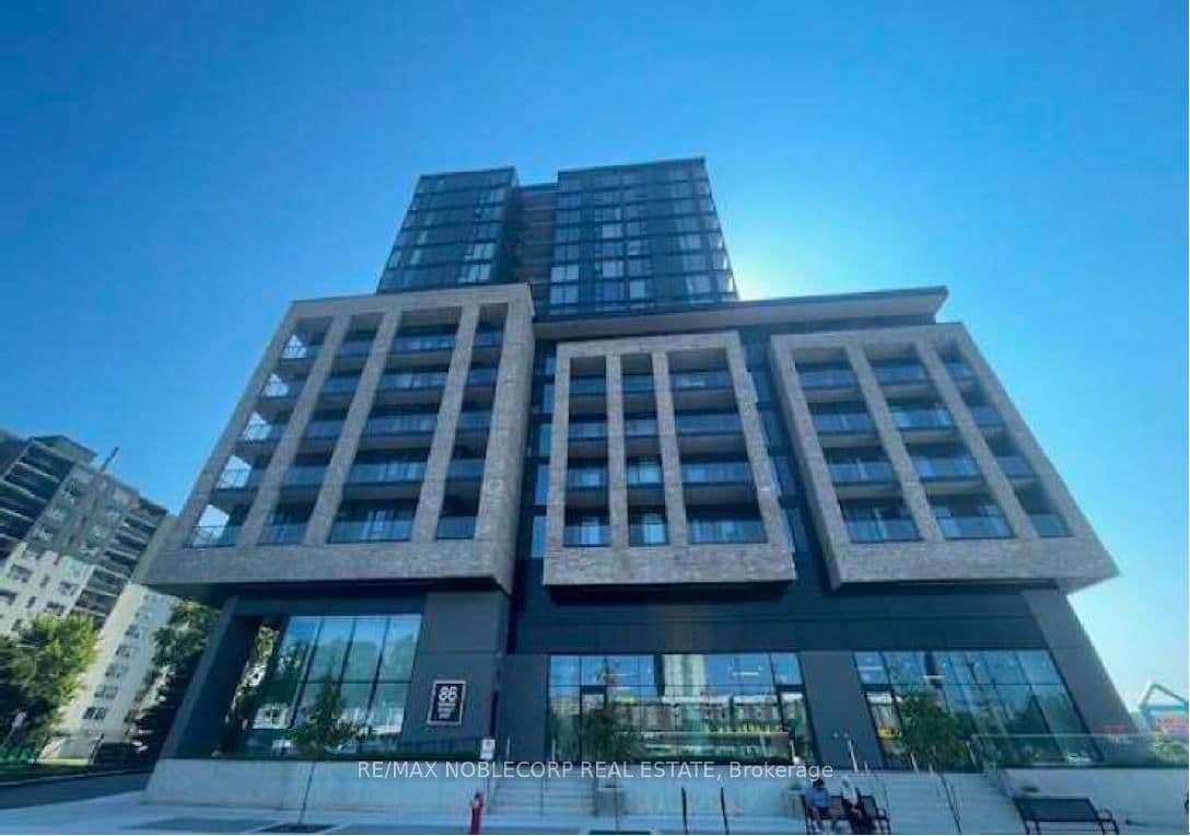 #1313 - 86 Dundas Street E