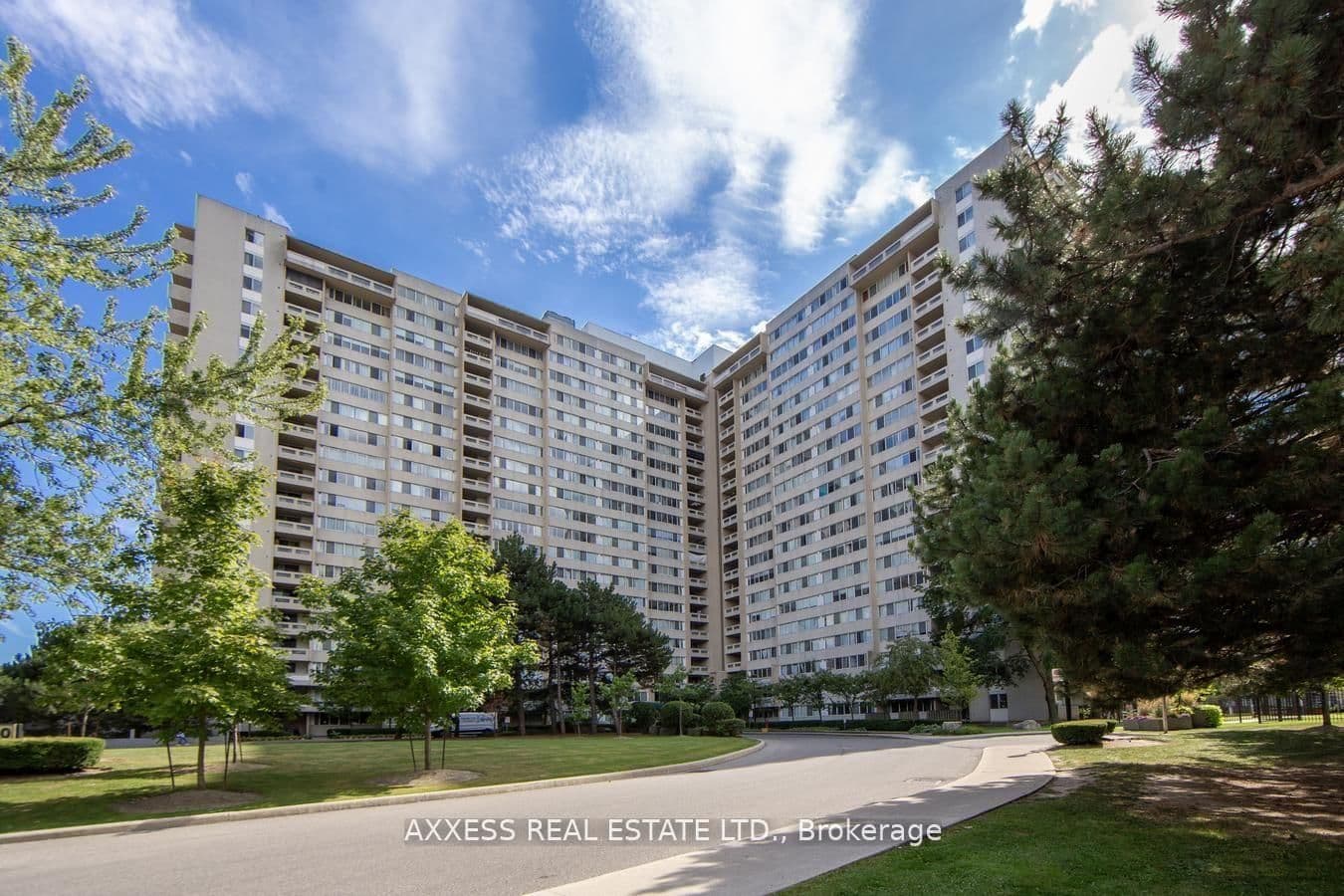 #609 - 3590 Kaneff Crescent