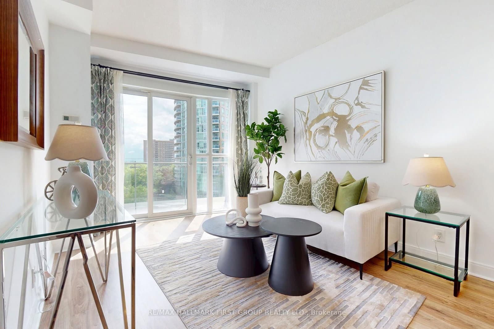 #603 - 50 Absolute Avenue