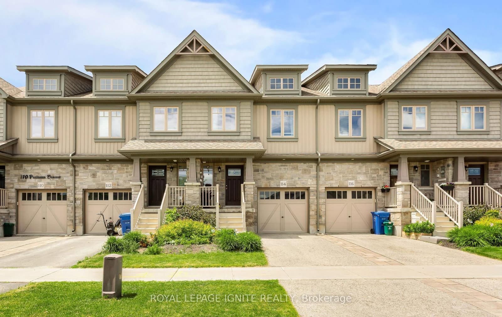 114 Parkinson Crescent