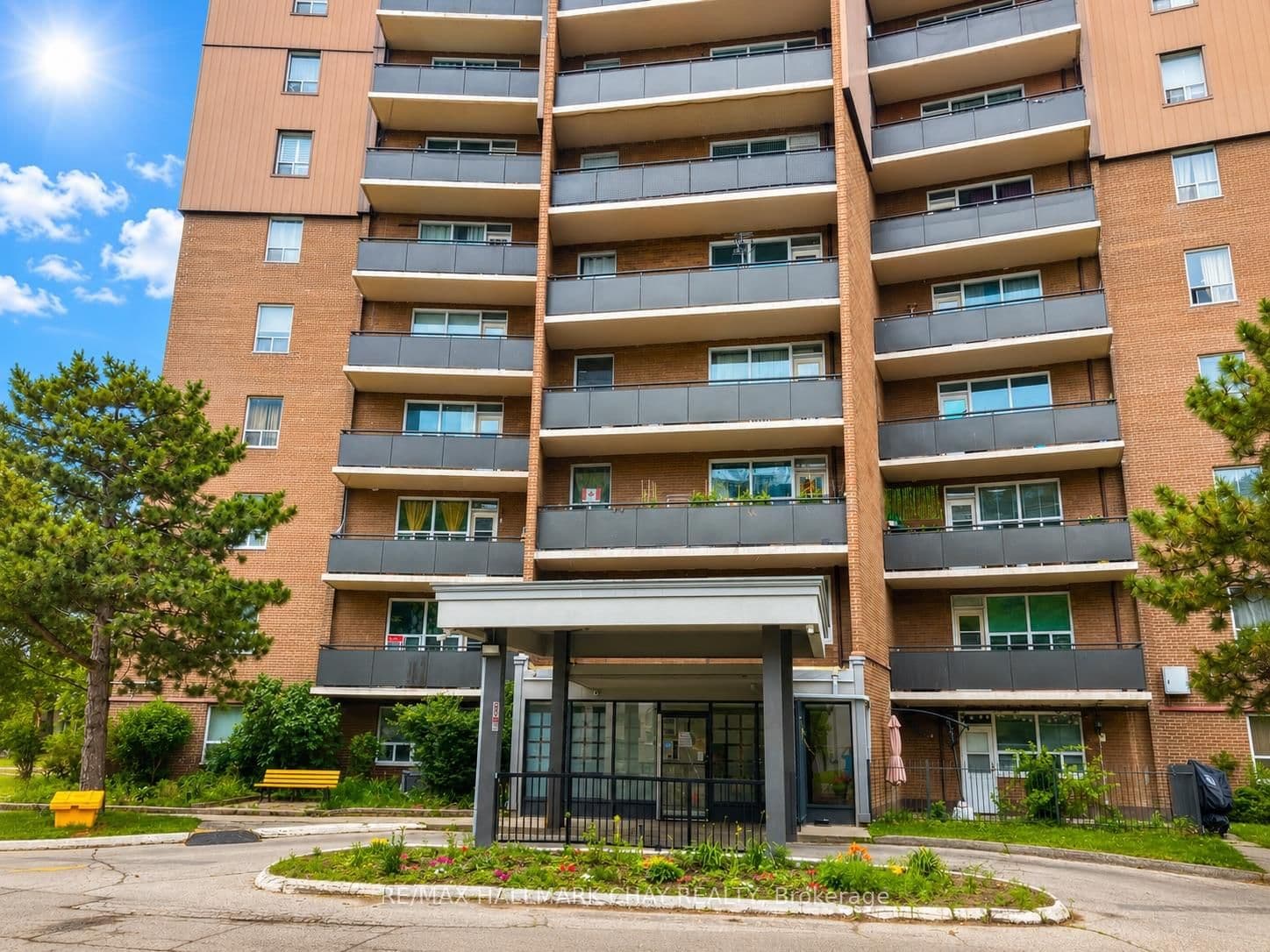 #604 - 3065 Queen Frederica Drive
