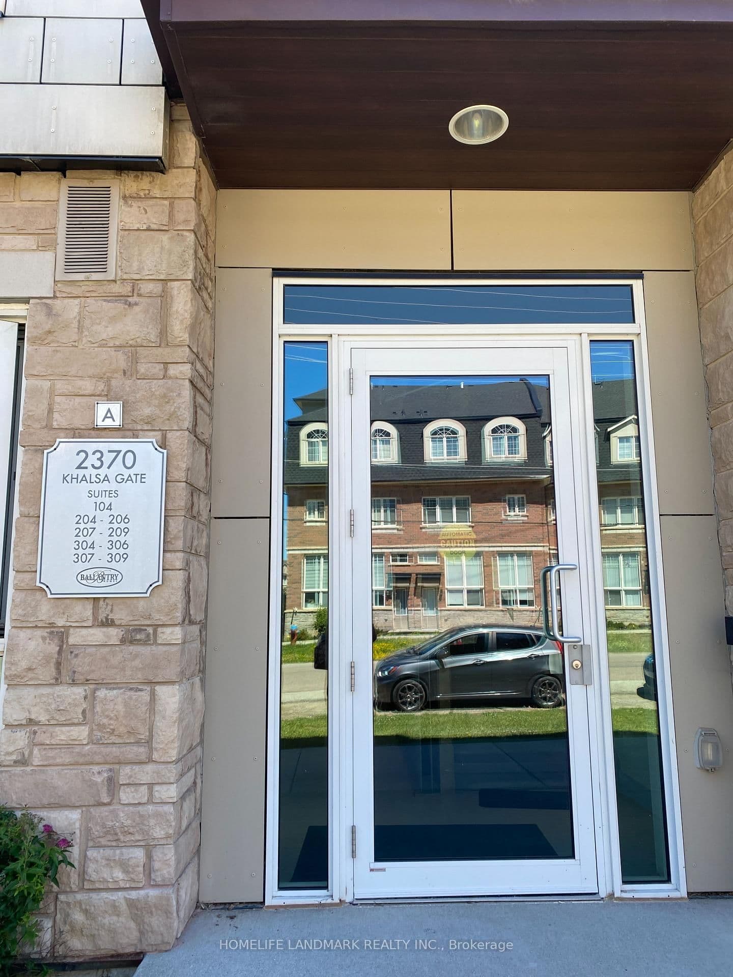 2370 Khalsa Gate, Unit 204
