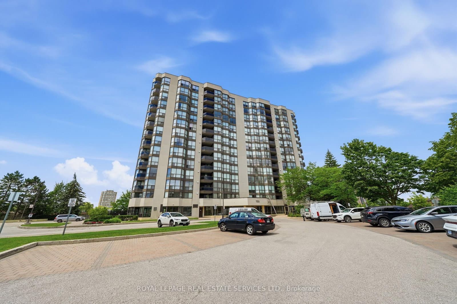 #405 - 1155 Bough Beeches Boulevard
