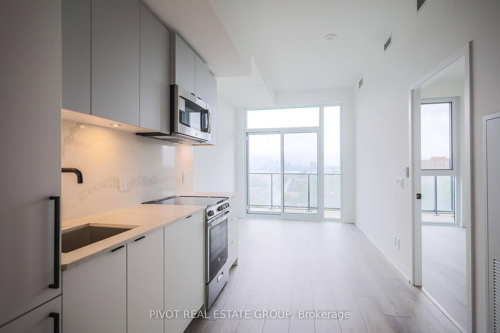 285 Dufferin Street, Unit 1406