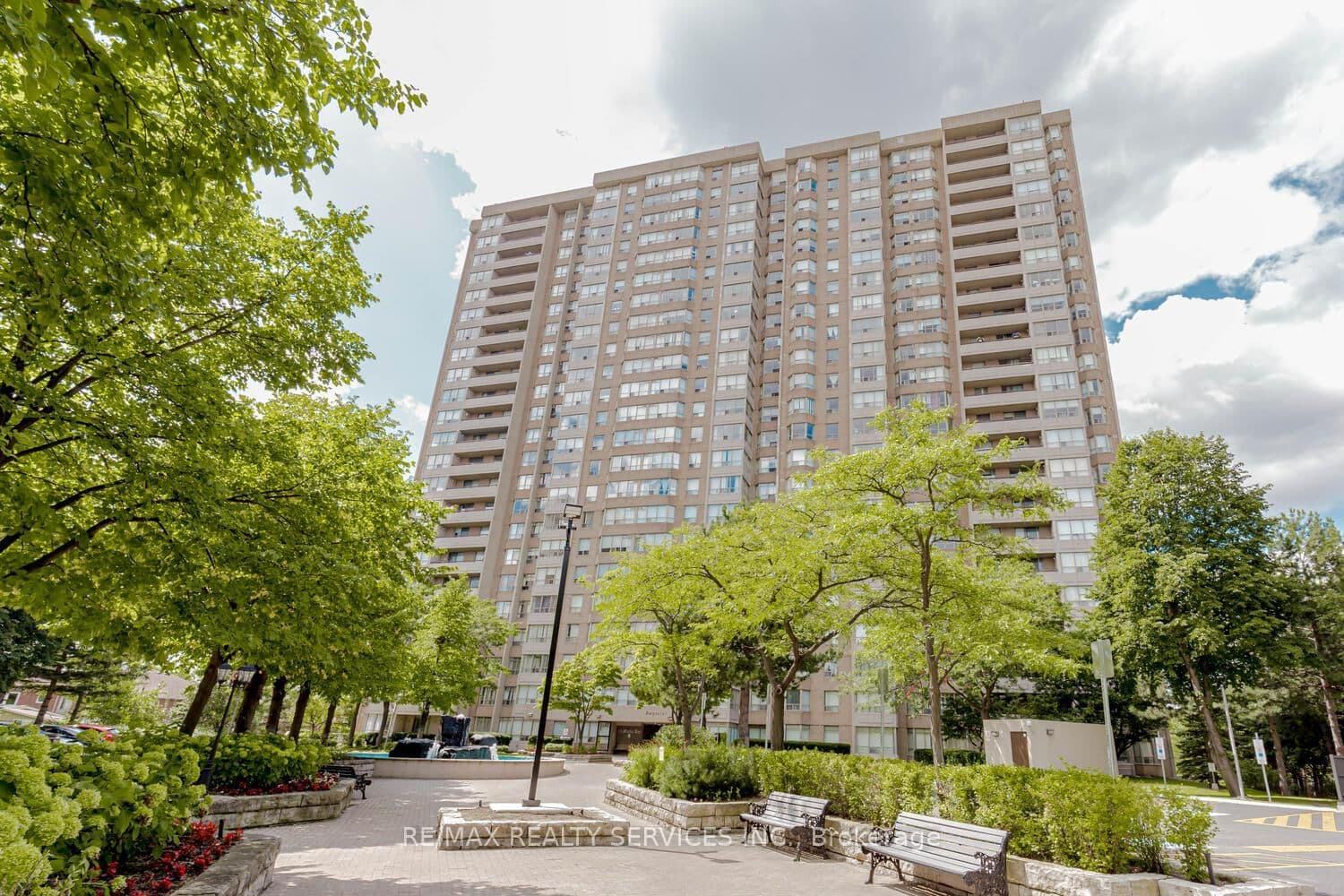 #308 - 30 Malta Avenue
