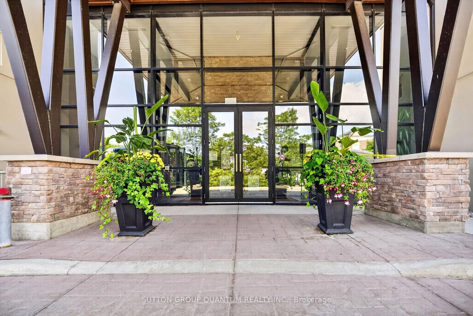 #214 - 128 Garden Drive