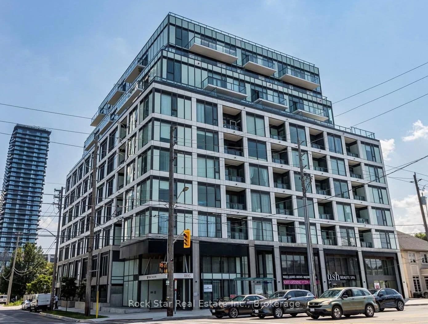 1195 THE QUEENSWAY, Unit 418
