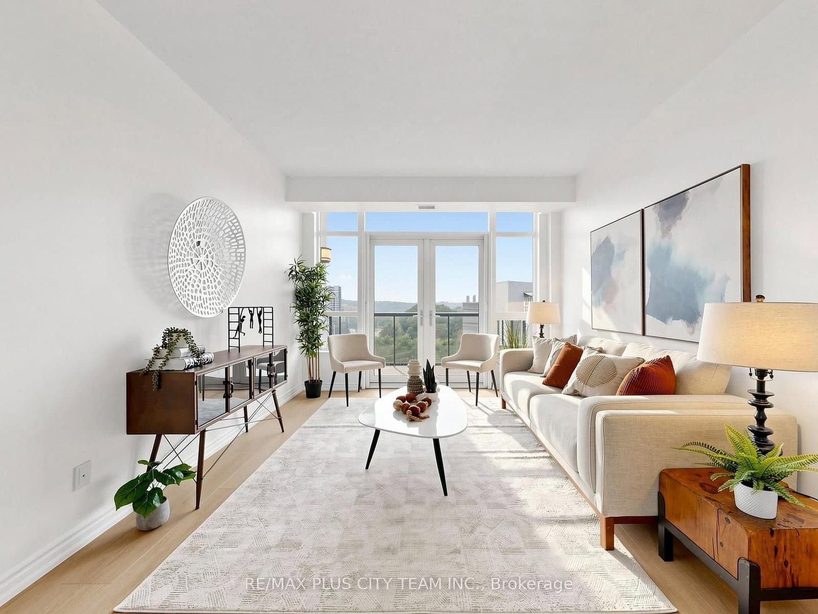 1135 Royal York Road, Unit 1009