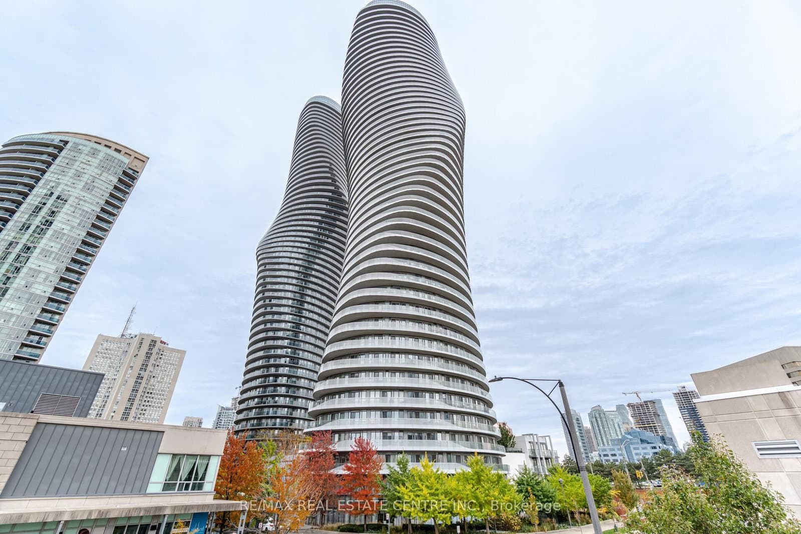 #802 - 50 Absolute Avenue