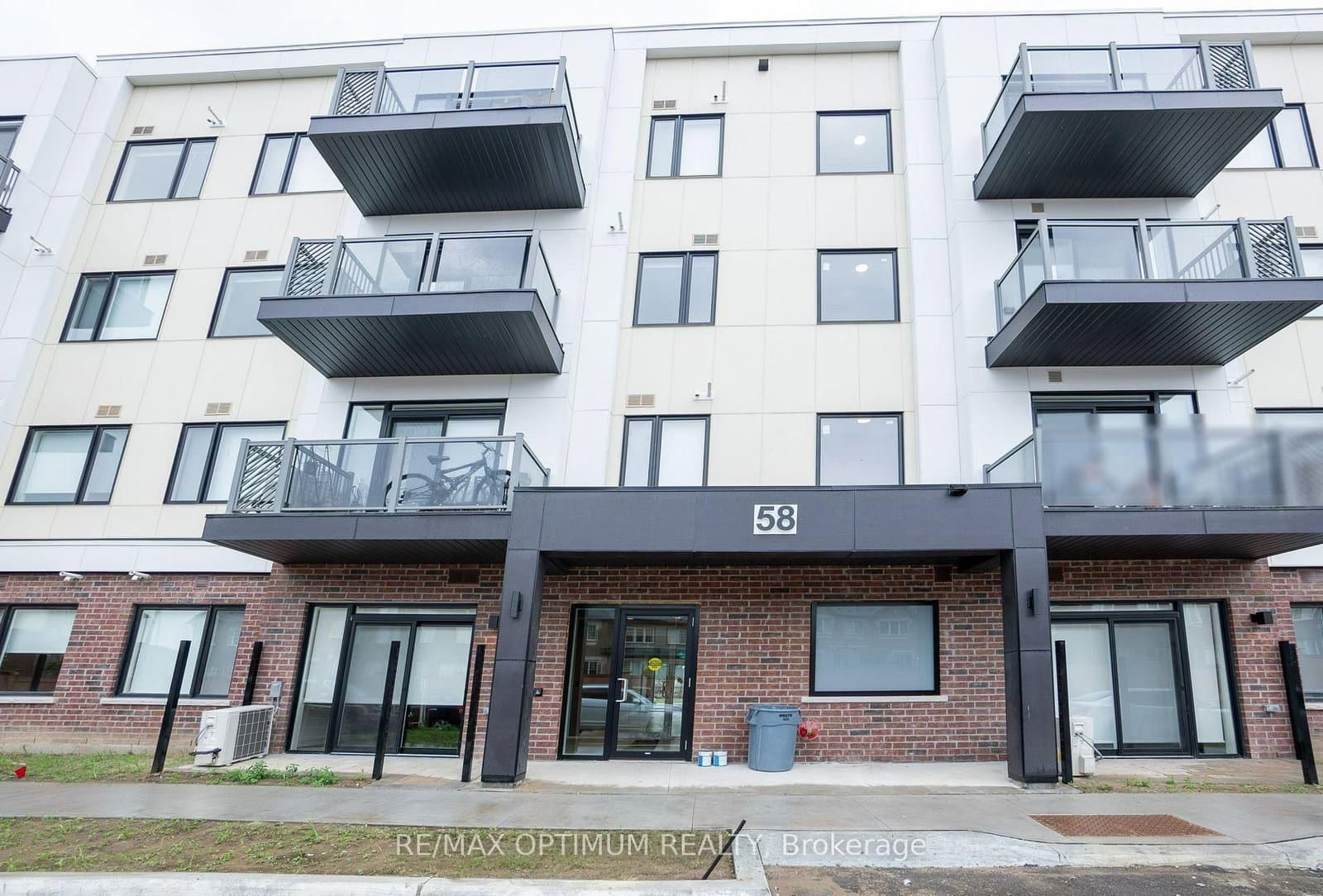 58 Sky harbour Drive, Unit 405