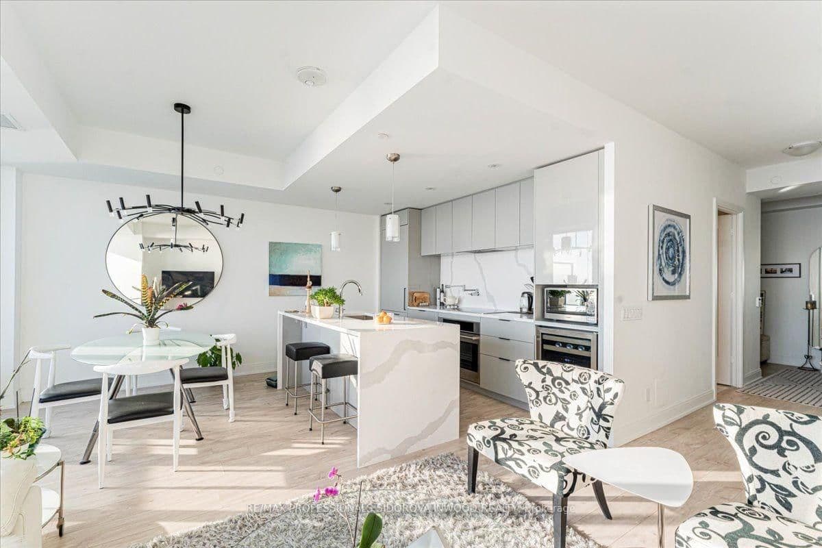 70 Annie Craig Drive, Unit 4105