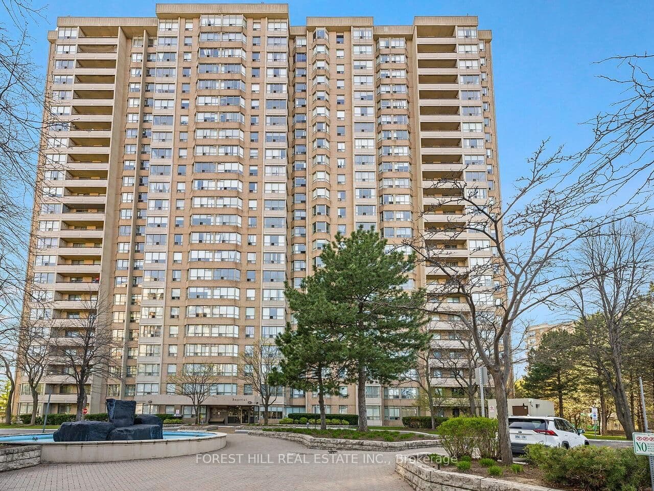 #2004 - 30 Malta Avenue