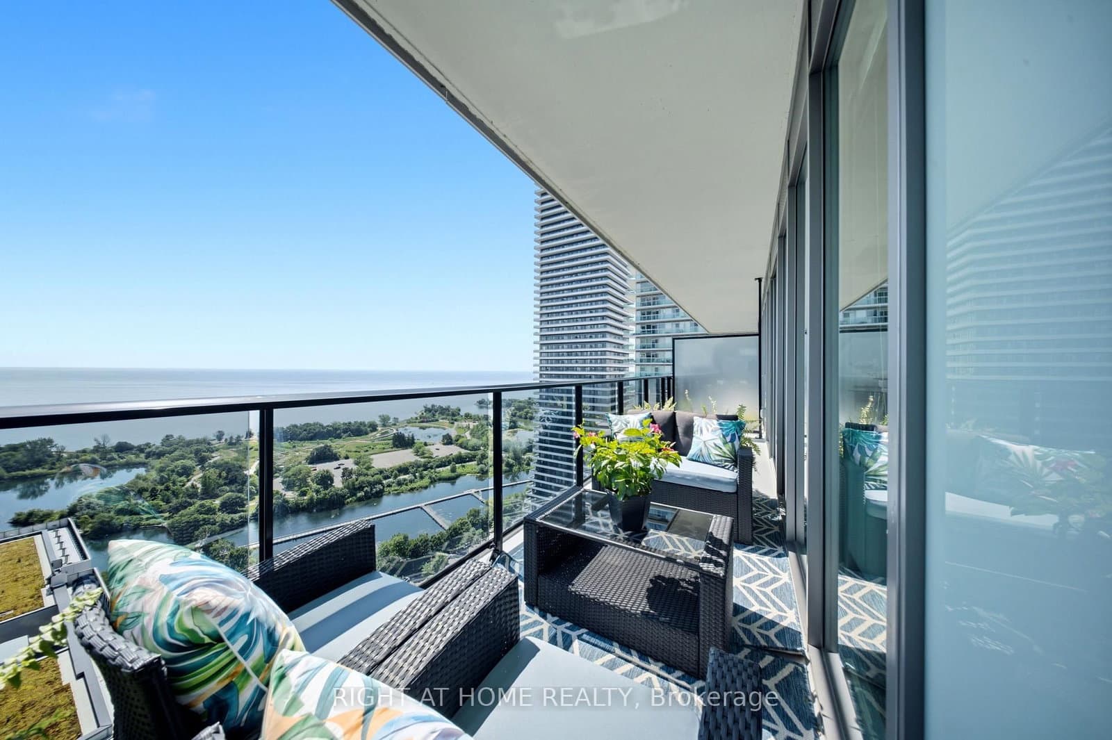 70 Annie Craig Drive, Unit 2605