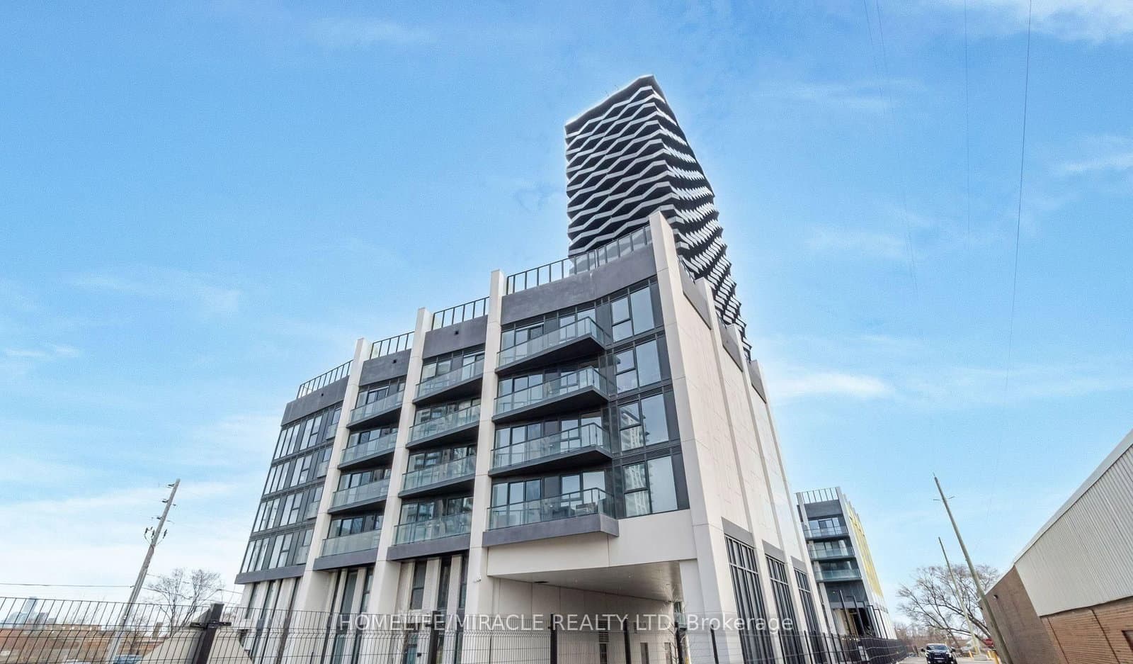 36 Zorra Street, Unit 327