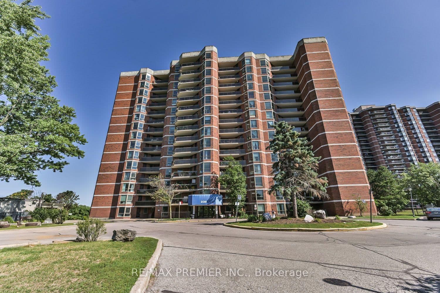 #408 - 238 Albion Road