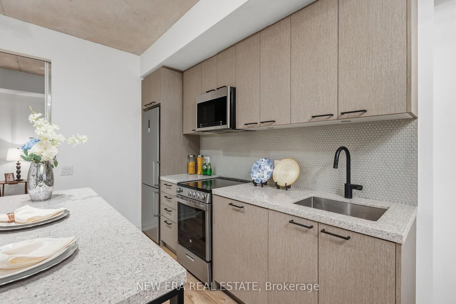 1808 St. Clair Avenue W, Unit 301
