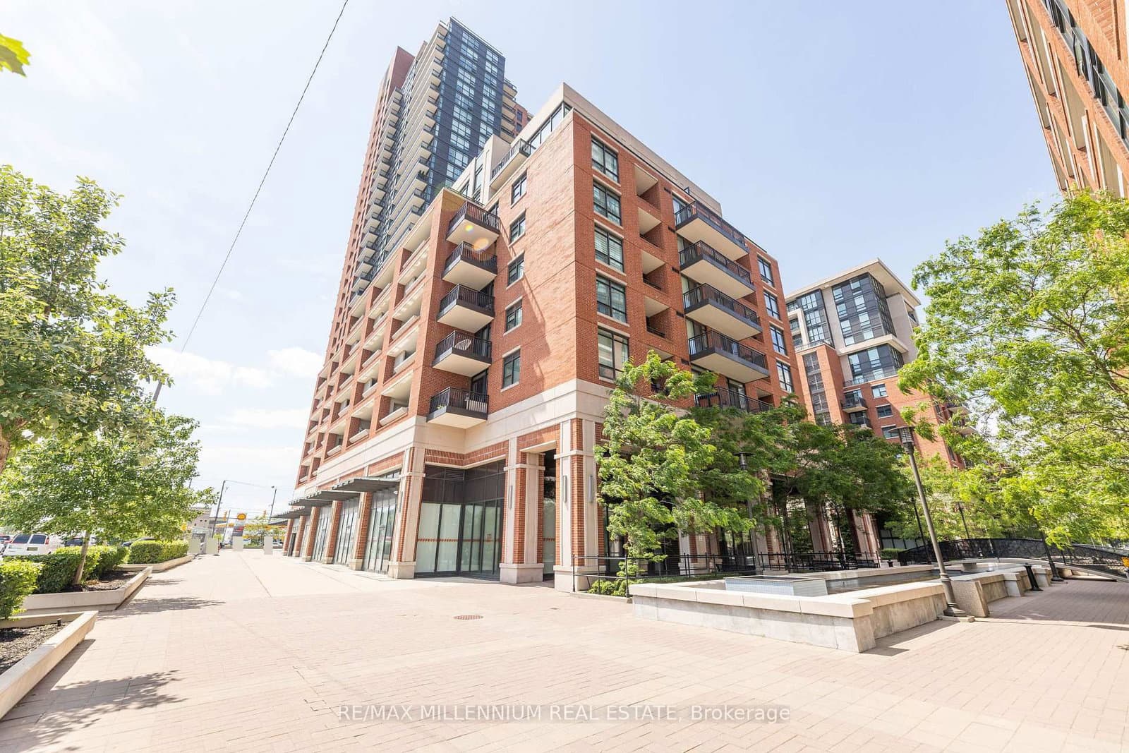 830 Lawrence Avenue, Unit 334