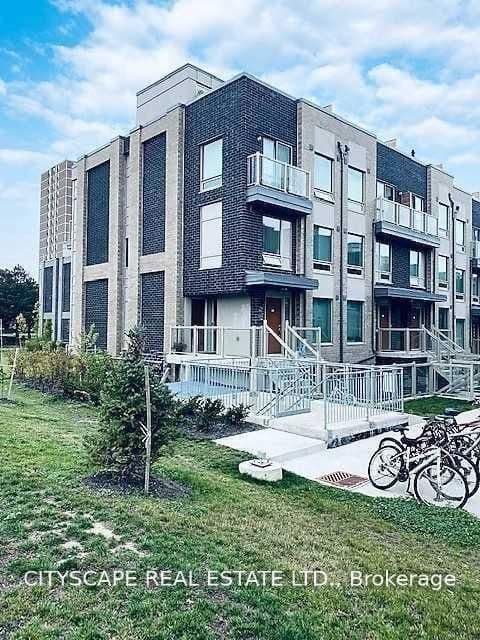 7 Applewood Lane, Unit 213