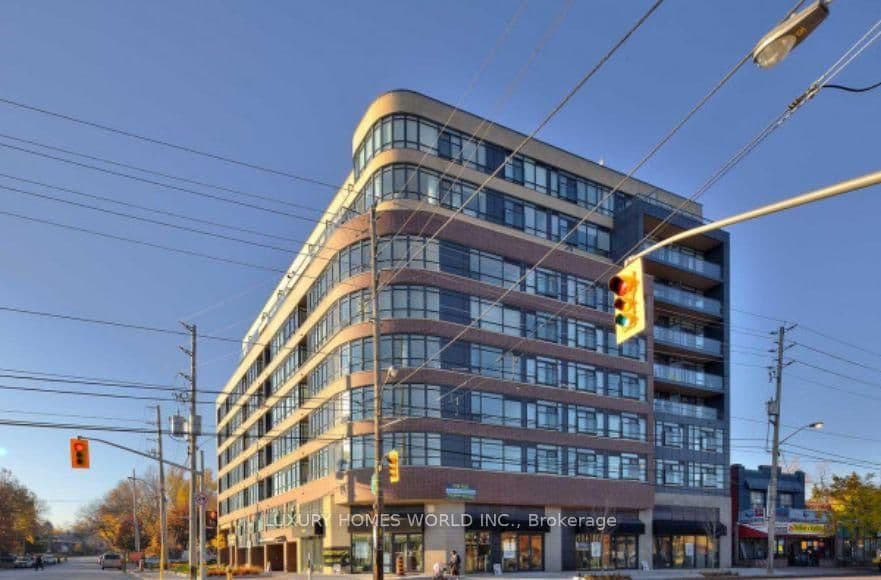 #907 - 11 Superior Avenue