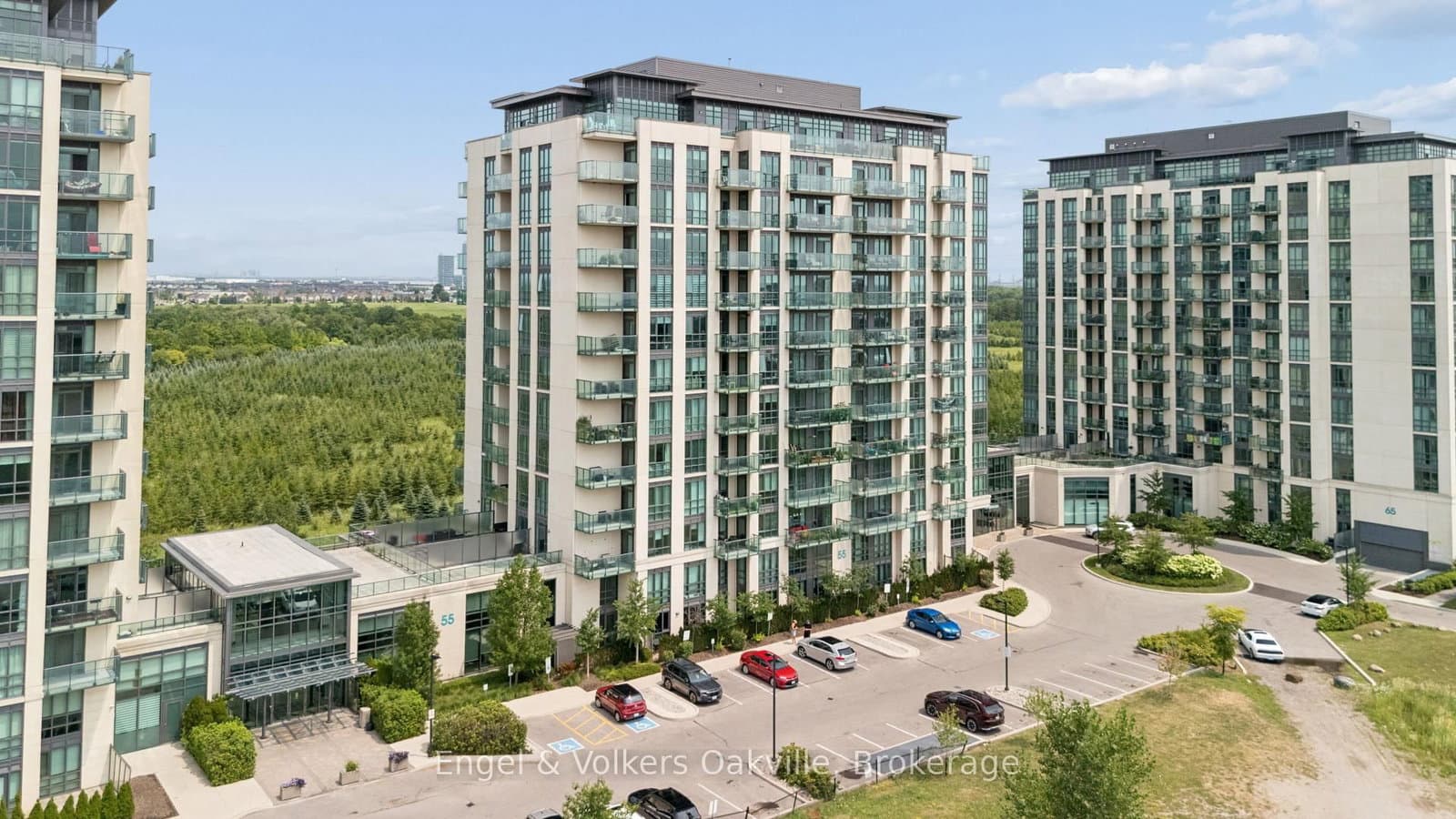#1204 - 55 Yorkland Boulevard