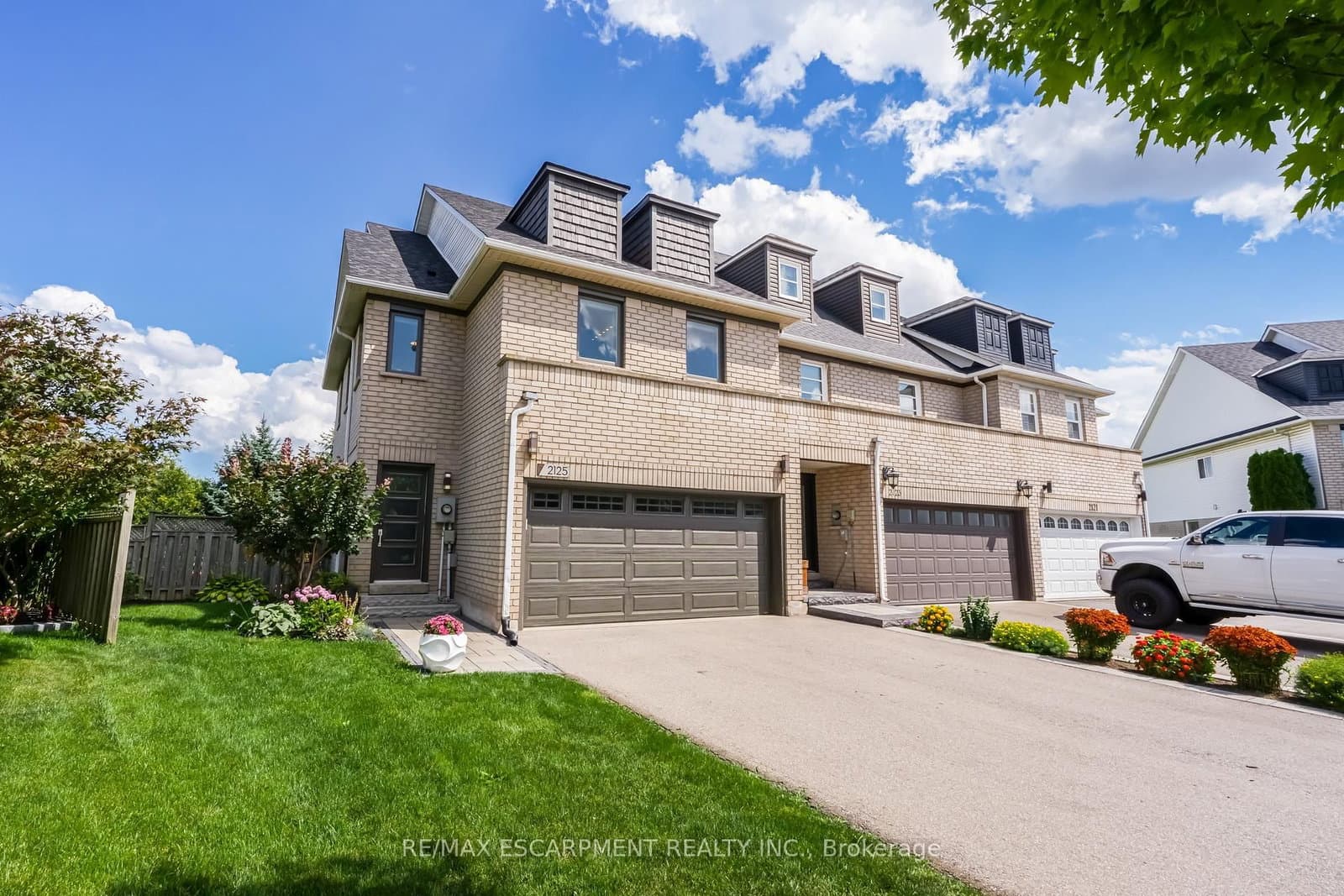 2125 White Dove Circle