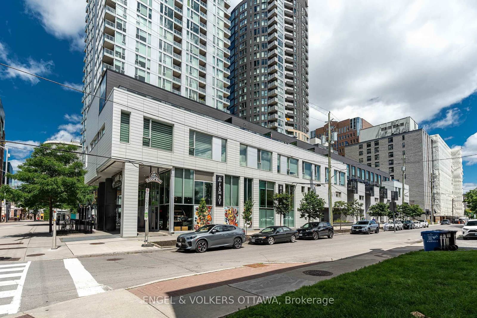 #207 - 197 LISGAR Street