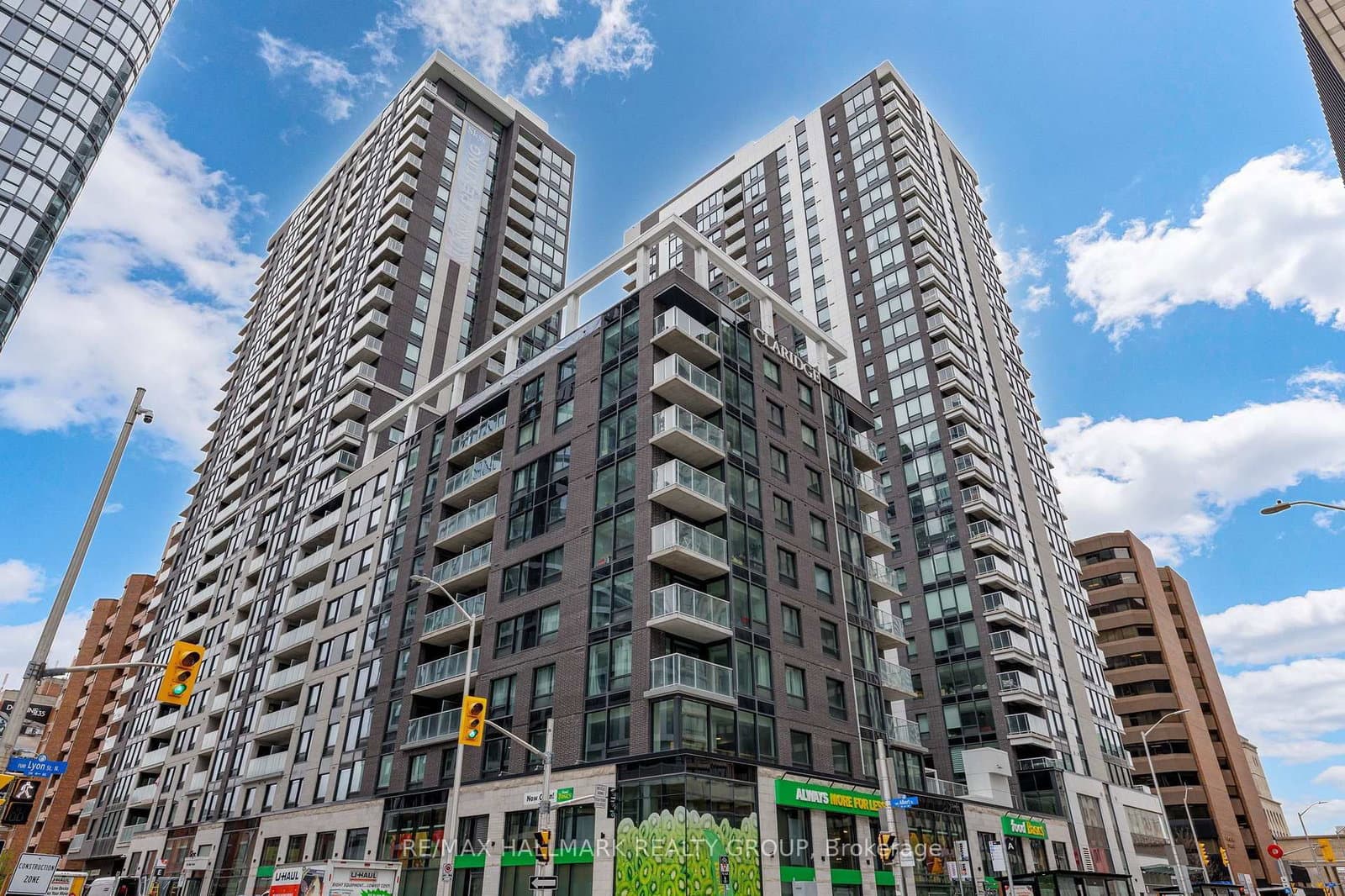 #406 - 340 Queen Street