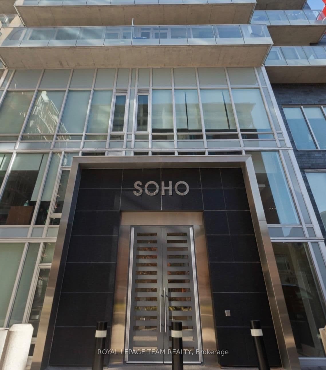 #1506 - 111 Champagne Avenue S