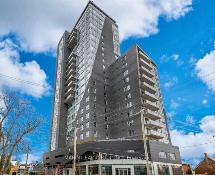 #81801 - 158 King Street N
