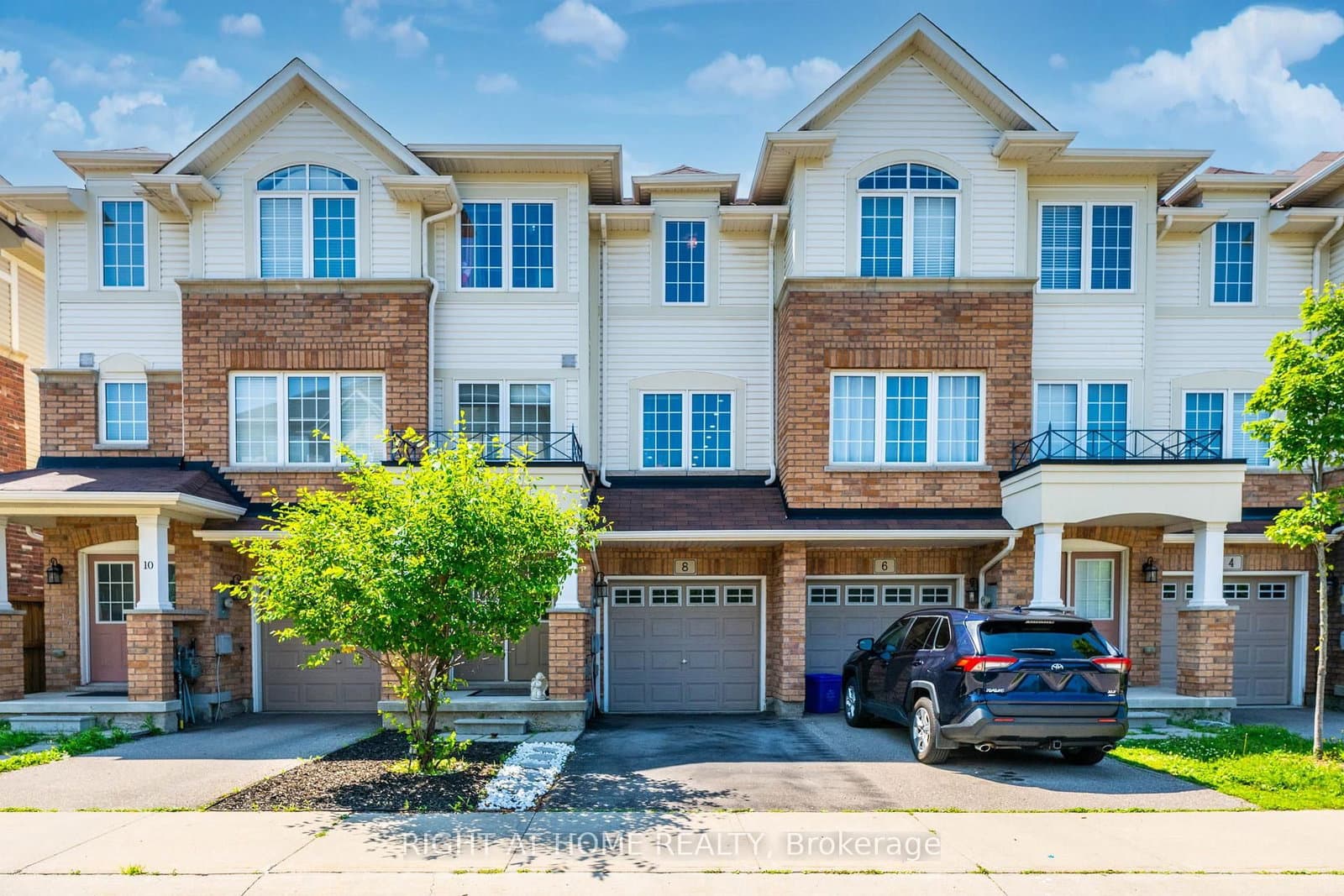 8 Kenridge Terrace