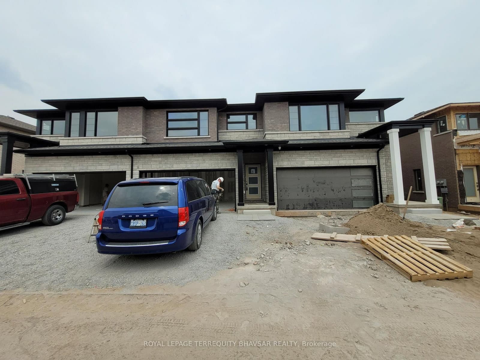 4552 Portage Road, Unit 8