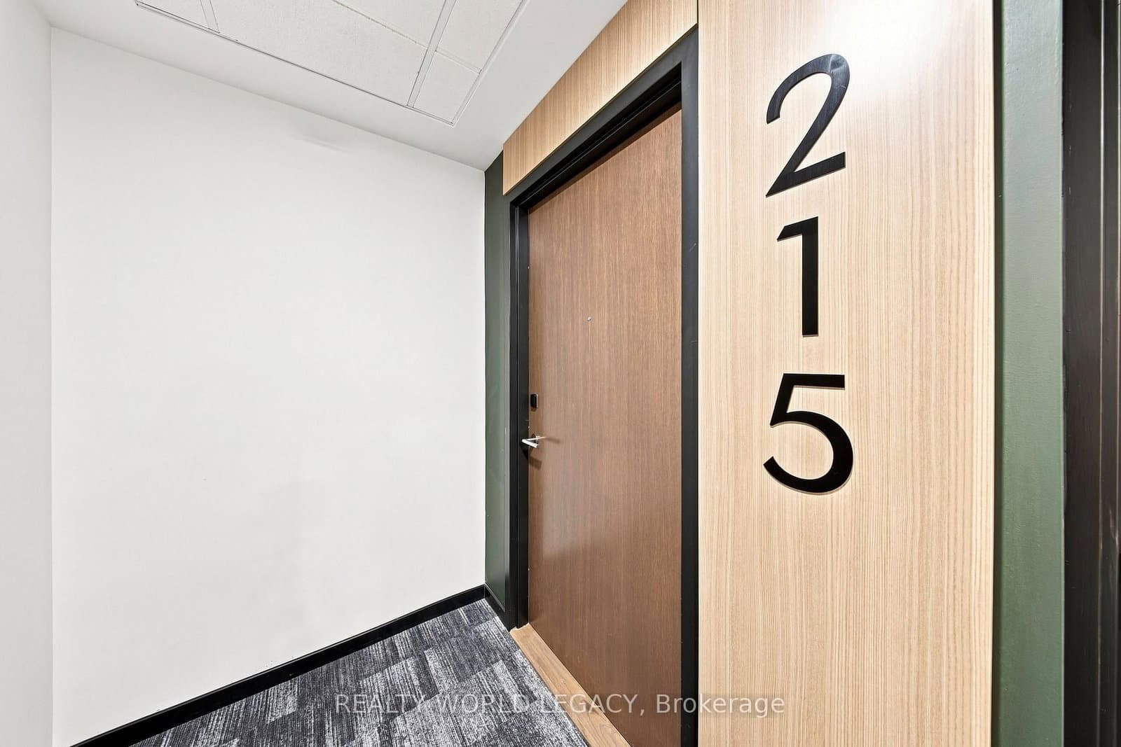 #215 - 101 Golden Eagle Road