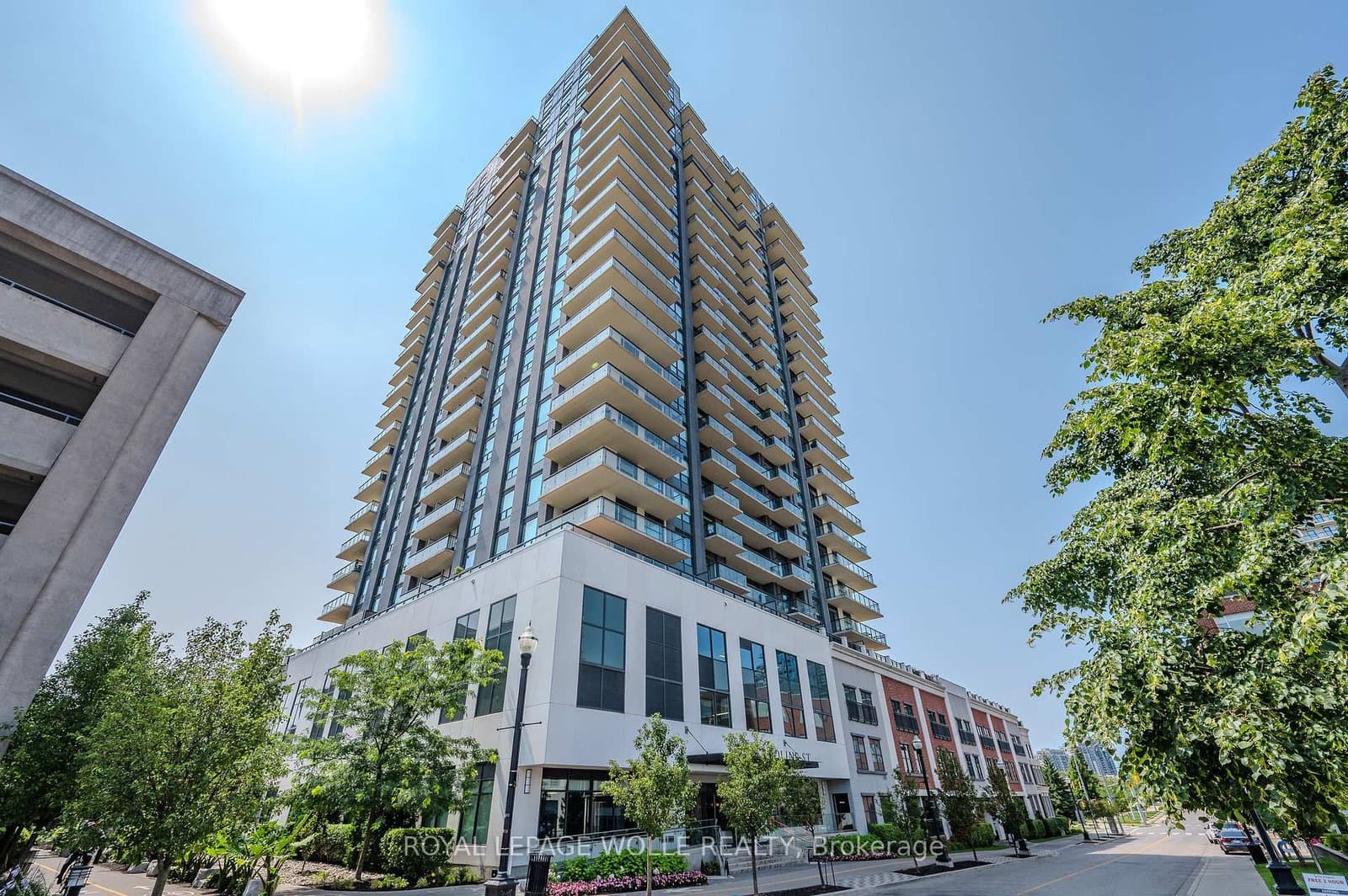 #1807 - 155 Caroline Street S