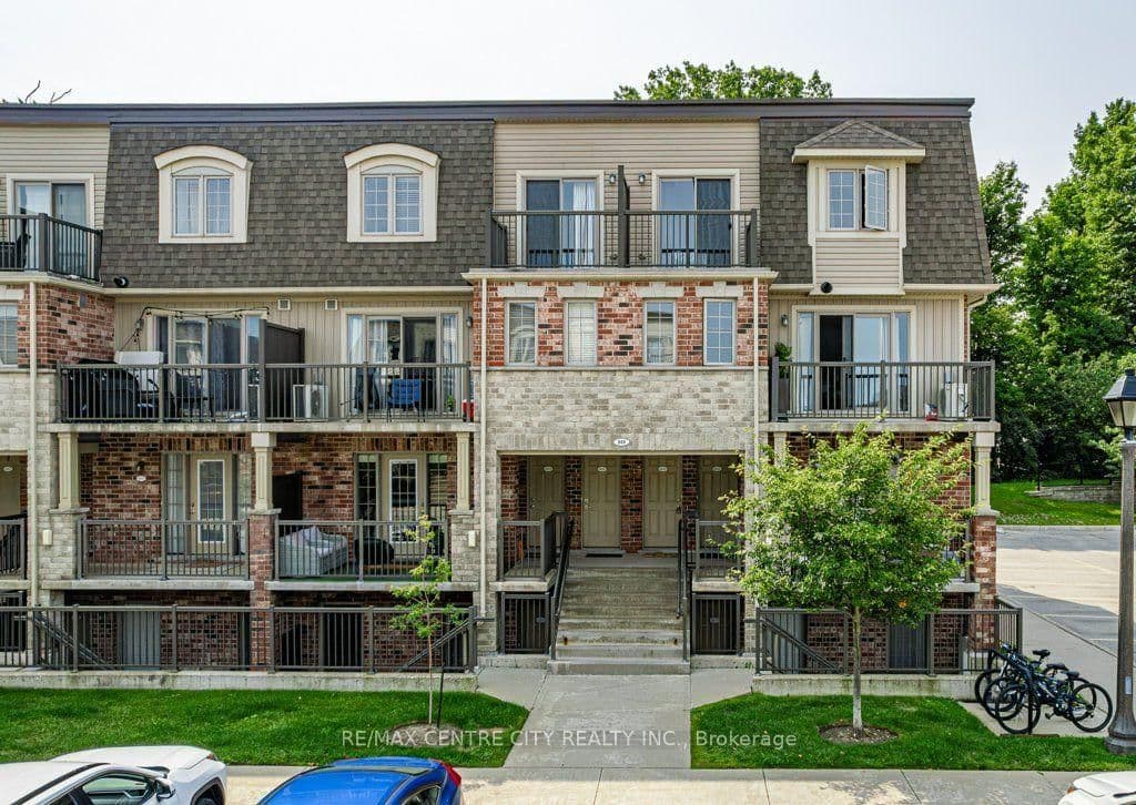 243 Rachel Crescent, Unit D